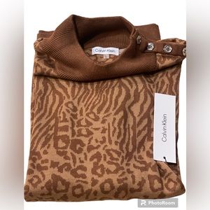 Women Calvin Klein,  animal print sweater, X-Large.